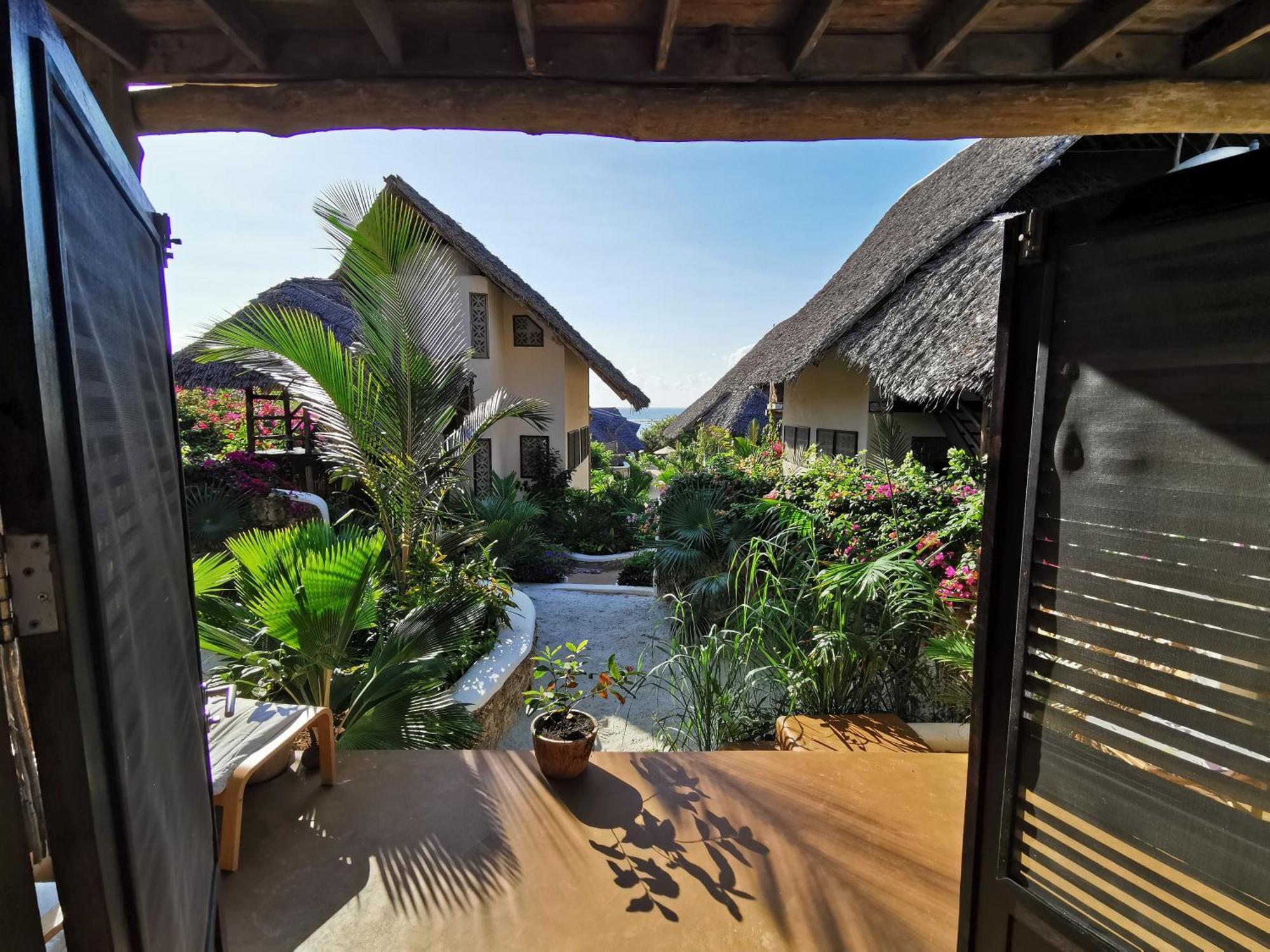 מאטמווה Sunshine Bay Hotel Zanzibar מראה חיצוני תמונה