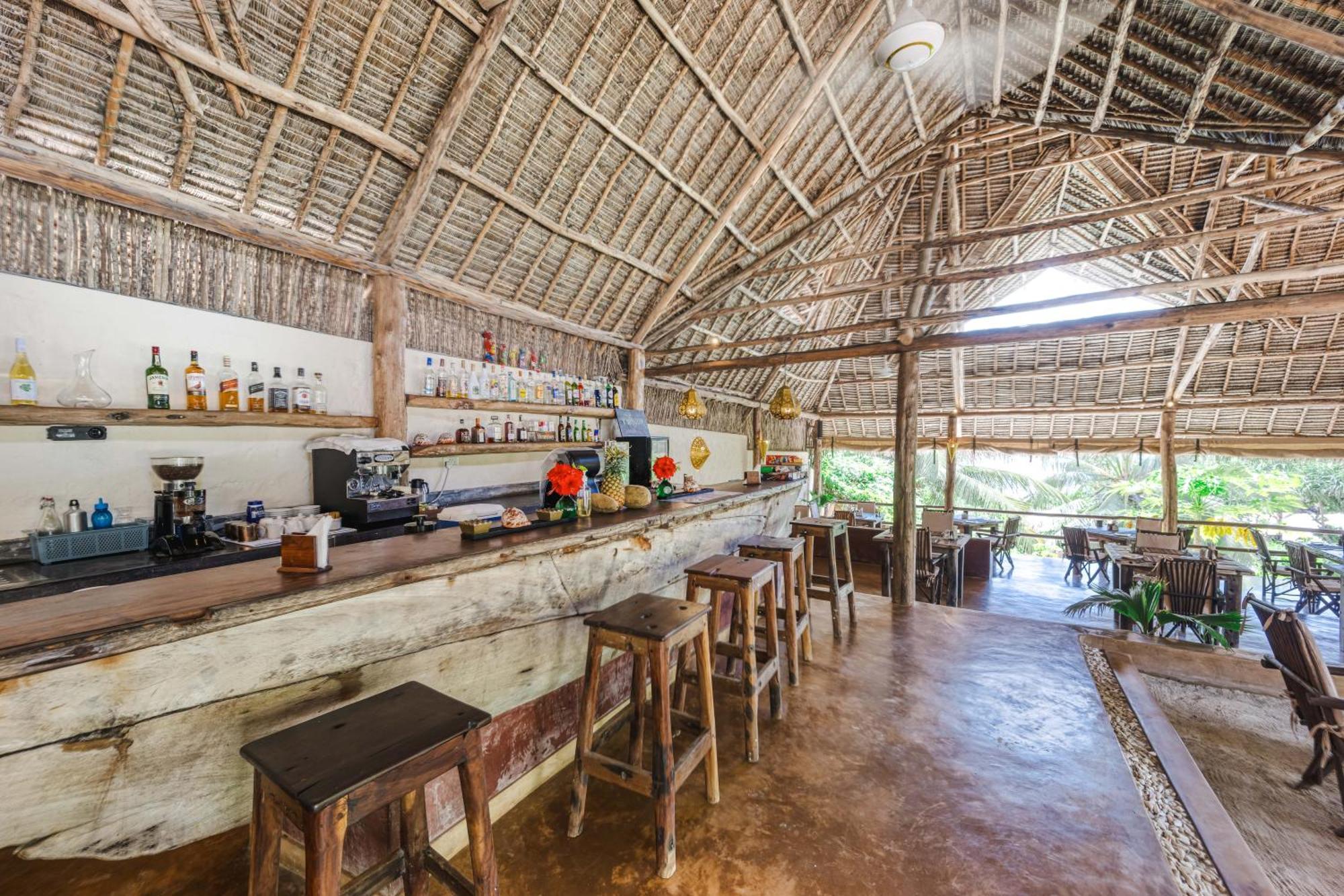 מאטמווה Sunshine Bay Hotel Zanzibar מראה חיצוני תמונה